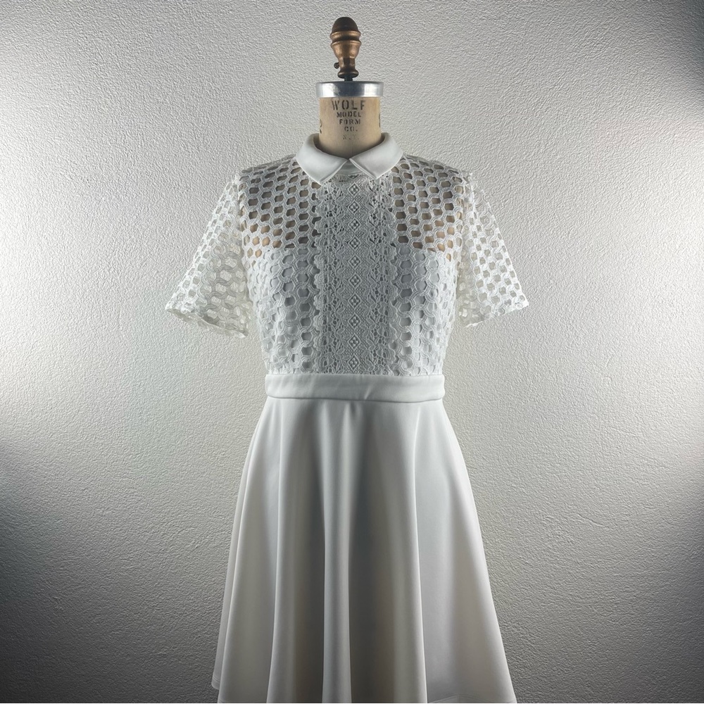Forever 21 l M White Chainlink Embroidered Illusion Lace Collared Skater Dress